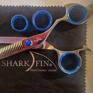 Professional sharkfin kit